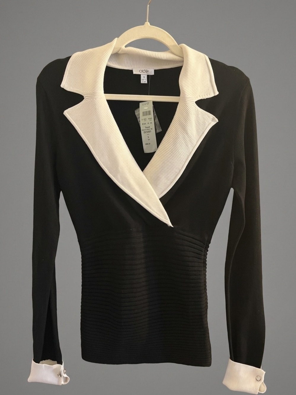 SZ S CACHE SILK LONG SLEEVE OVERSIZED LAPEL WHITE COLLAR AND MATCHING CUFF NWT